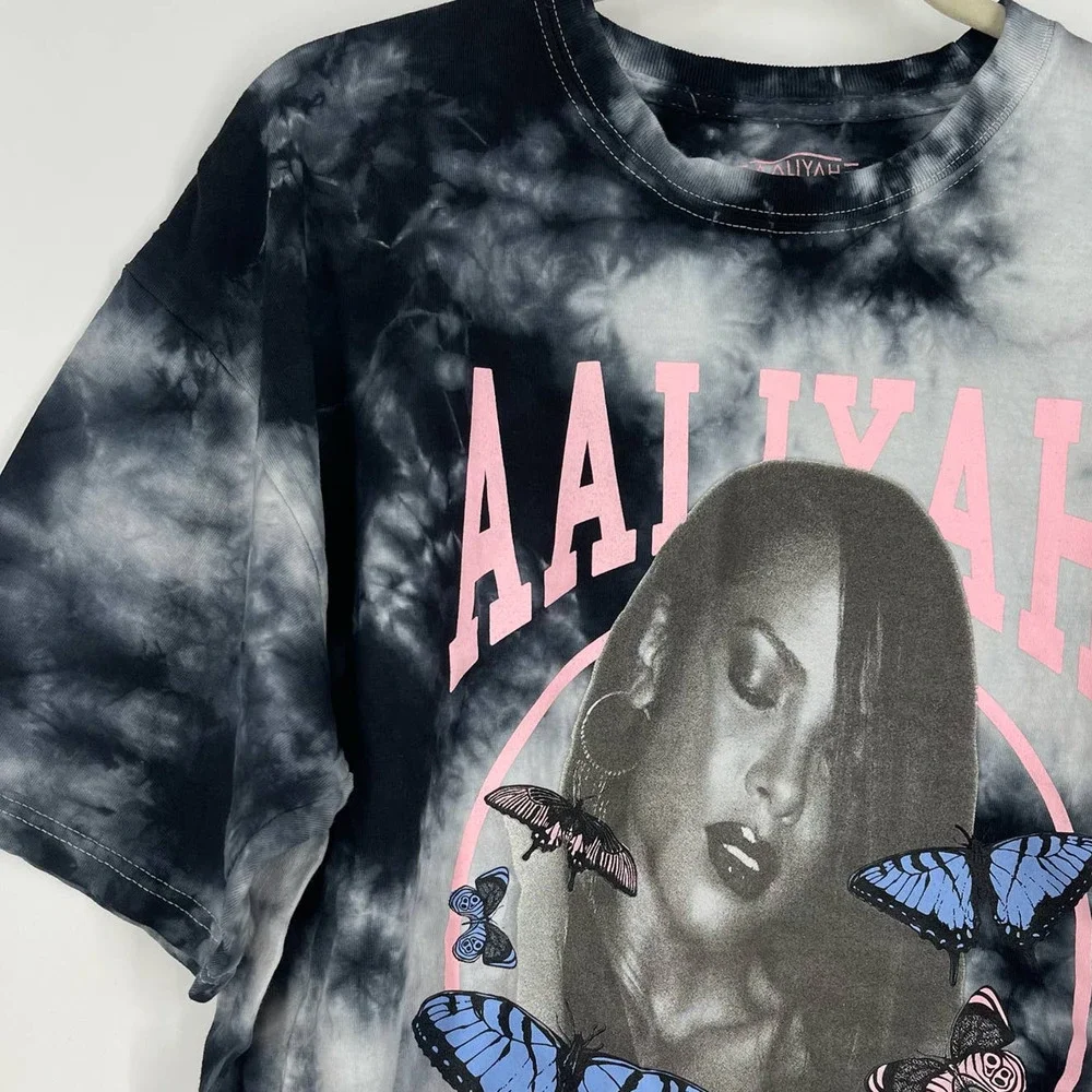 Aaliyah Princess Of R&B One In A Million Portrait Tie Dye T-Shirt Size 1X NWOT